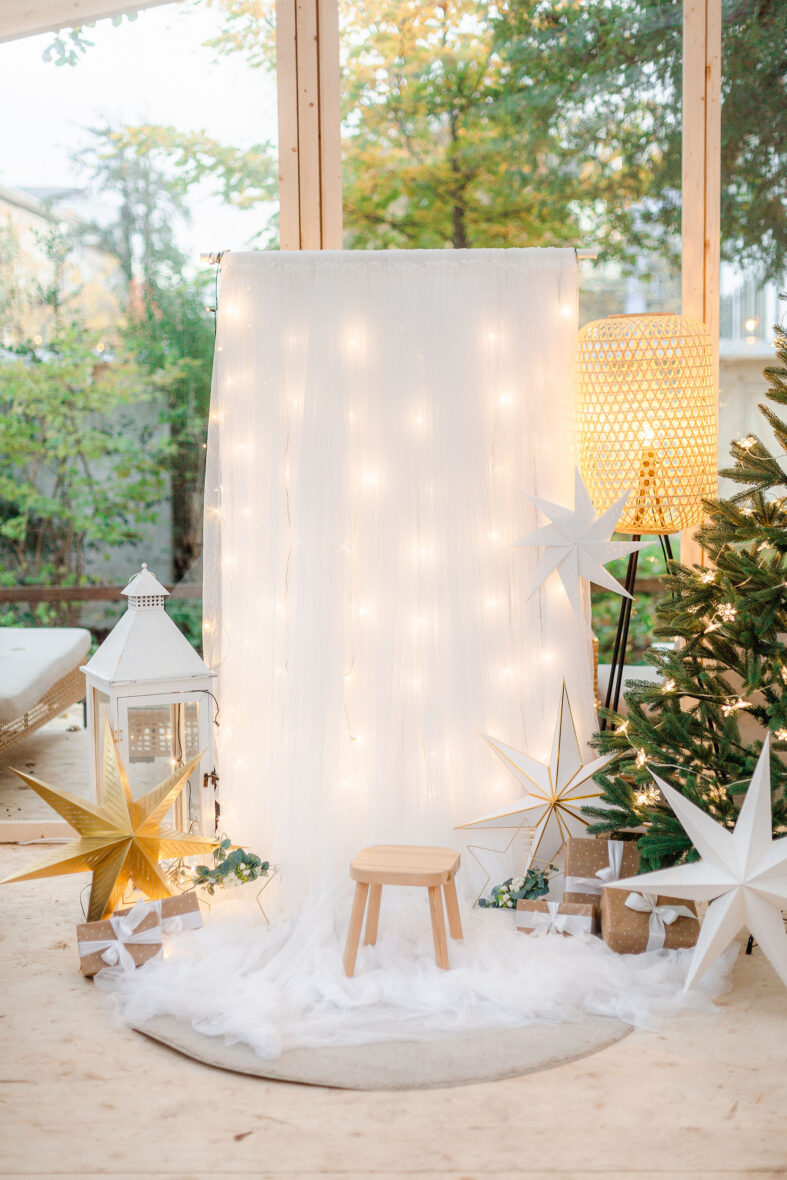 Weihnachtliche Mini Fotohootings Lichtketten goldige Sternen Studio Setup - Aarau Weihnachtsmarkt